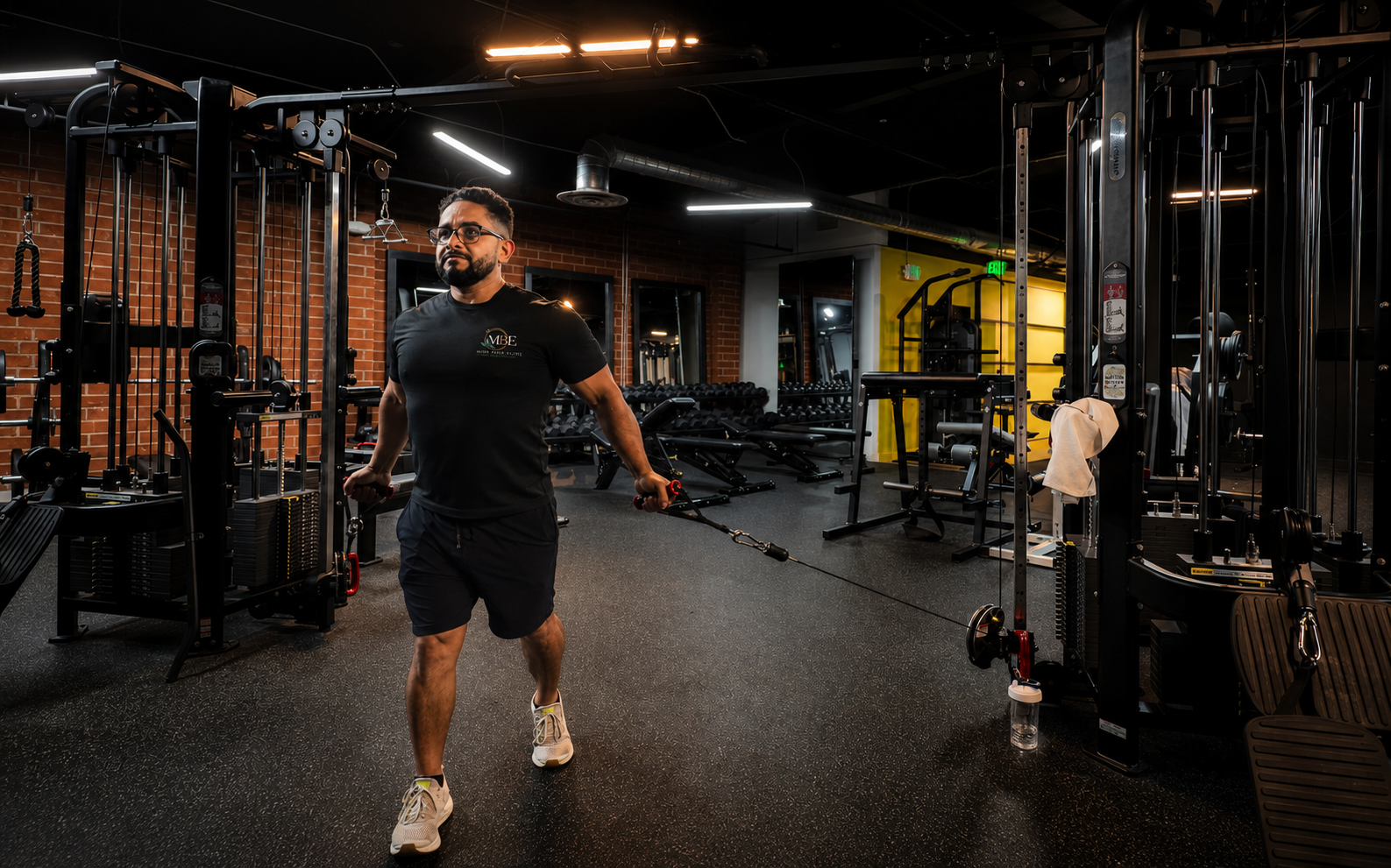 Portrait of Felix Manzanilla, certified personal trainer and massage therapist at Mind Body Elite in Burbank, California.
